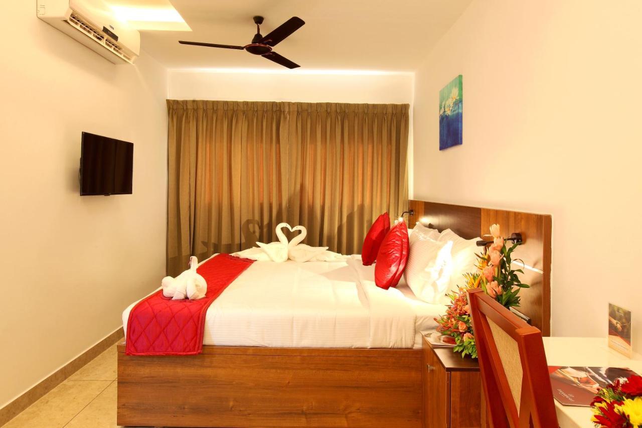 Hotel Thamburu International Thiruvananthapuram Εξωτερικό φωτογραφία